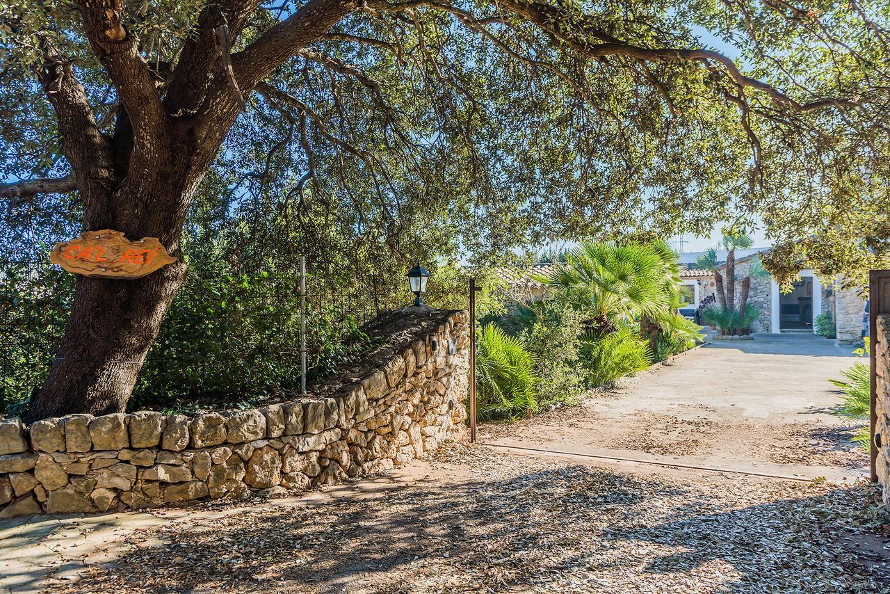 Cal Rei Villa *